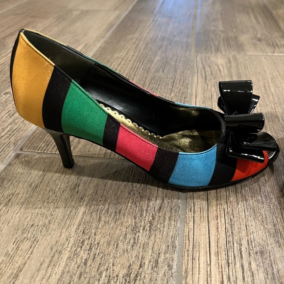 J. Reneé bright color heels - Picture 9 of 14
